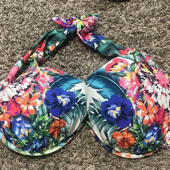 Venus 32-34 ddd gorgeous floral underwire bikini top. NEW - Picture 1 of 7